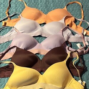 PINK Victoria's Secret Bra set of 5. Solid colors